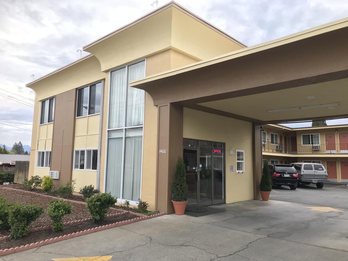 Sunset Inn Grants Pass Exterior foto